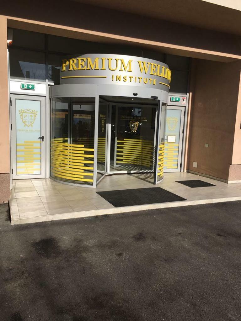 Premium Wellness Institute Hotel Bucharest Luaran gambar