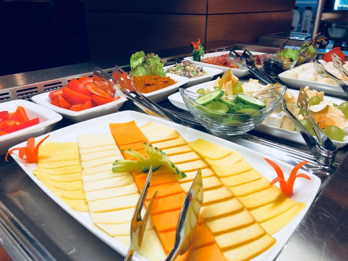 Premium Wellness Institute Hotel Bucharest Bilik gambar